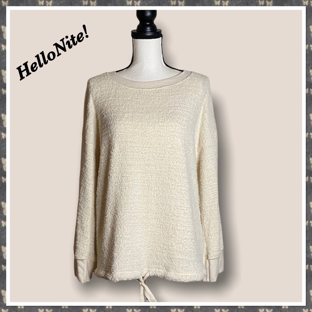 HelloNite! Cozy and Soft Brushed Top Size Small